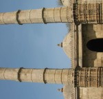Minarets flanking arch
