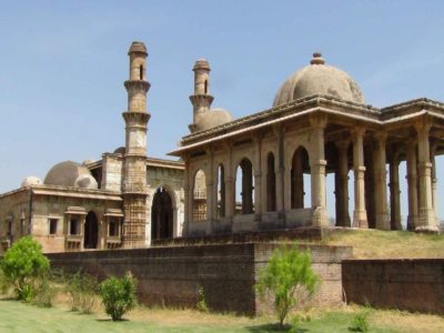 Kevada Masjid with Cenotaph 1